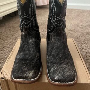 Kids cowboy boots